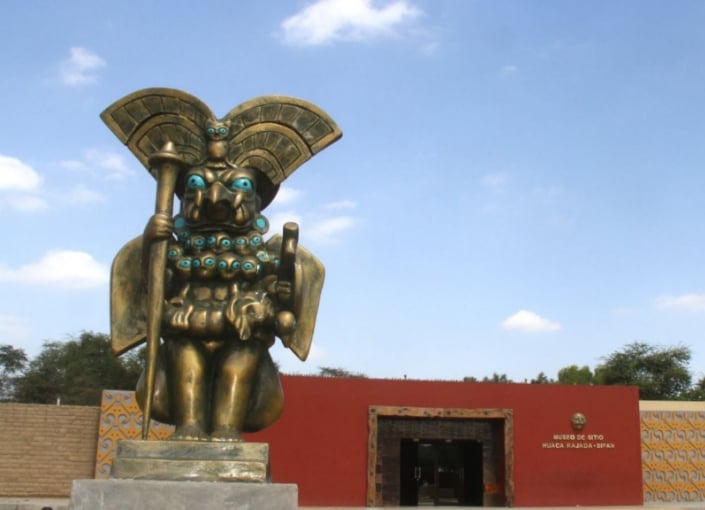 Site Museum Huaca Rajada - Sipan