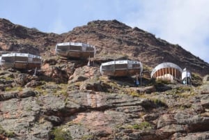 Skylodge-ophold + Via Ferrata & Zipline