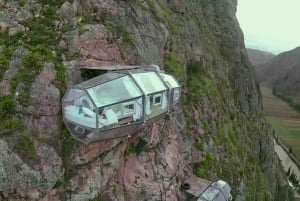 Skylodge-ophold + Via Ferrata & Zipline