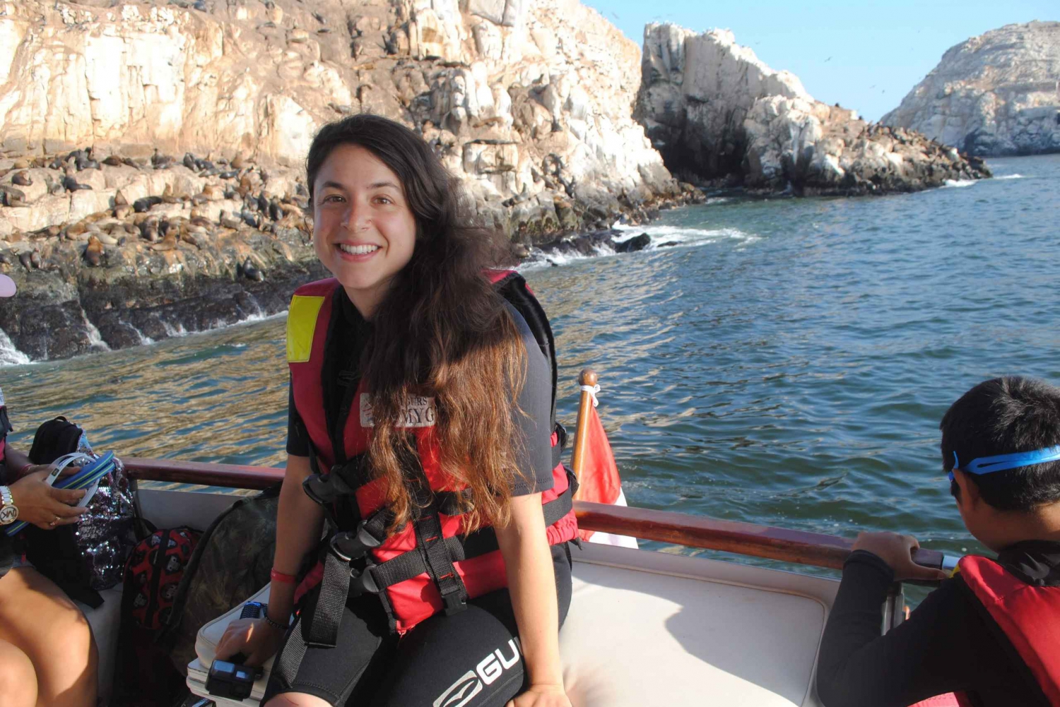Speedboat tour of the Palomino Islands + Swim with sea lions