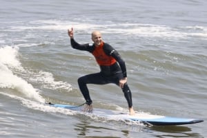 Surf Lessons in Lima: Personalized Coaching & Video Analysis