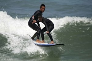 Surfa som ett proffs i Lima: Börja din surfkarriär idag!