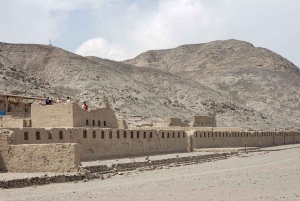 Tambo Colorado z TERMINALU STATKÓW WYCIECZKOWYCH PISCO