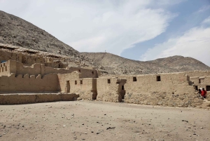 Tambo Colorado z TERMINALU STATKÓW WYCIECZKOWYCH PISCO