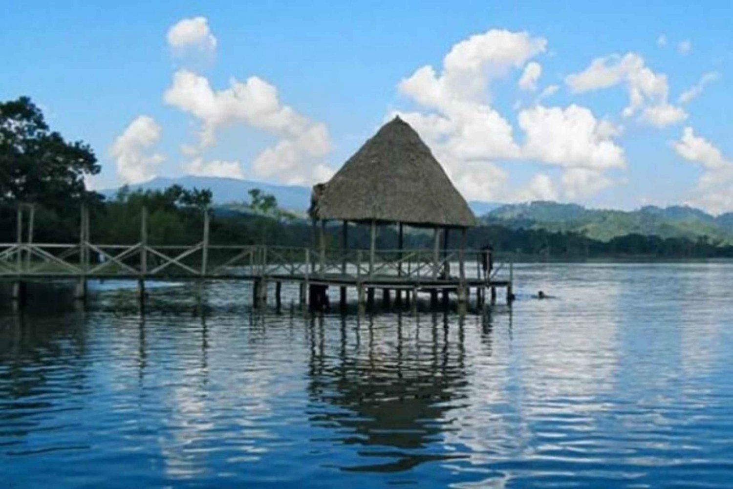 Tarapoto: dia inteiro para Laguna Azul (Lago Azul) - El Sauce