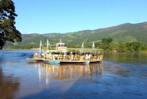 Tarapoto: Laguna Azul (Sininen järvi) - El Sauce - El Sauce