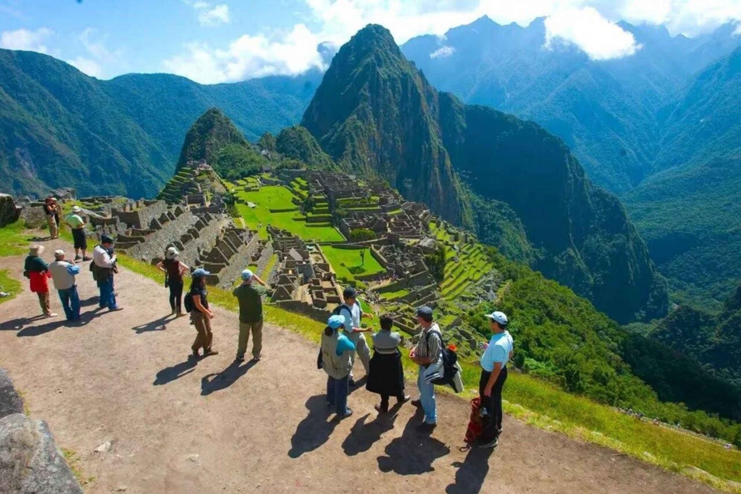 Billett til Machu Picchu: Buss tur/retur med turistguide