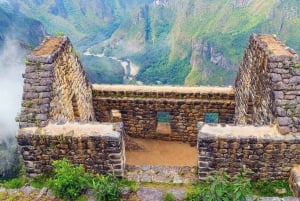 Bilet do Machu Picchu: Autobus w obie strony z przewodnikiem turystycznym