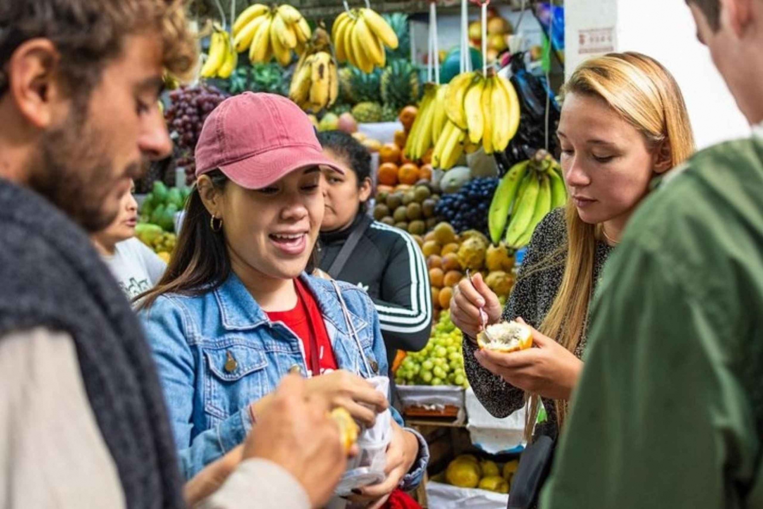 Visita a los mercados de Lima con degustación