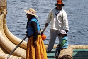 Circuit de deux jours sur le lac Titicaca avec hébergement en famille d'accueil à Amantani