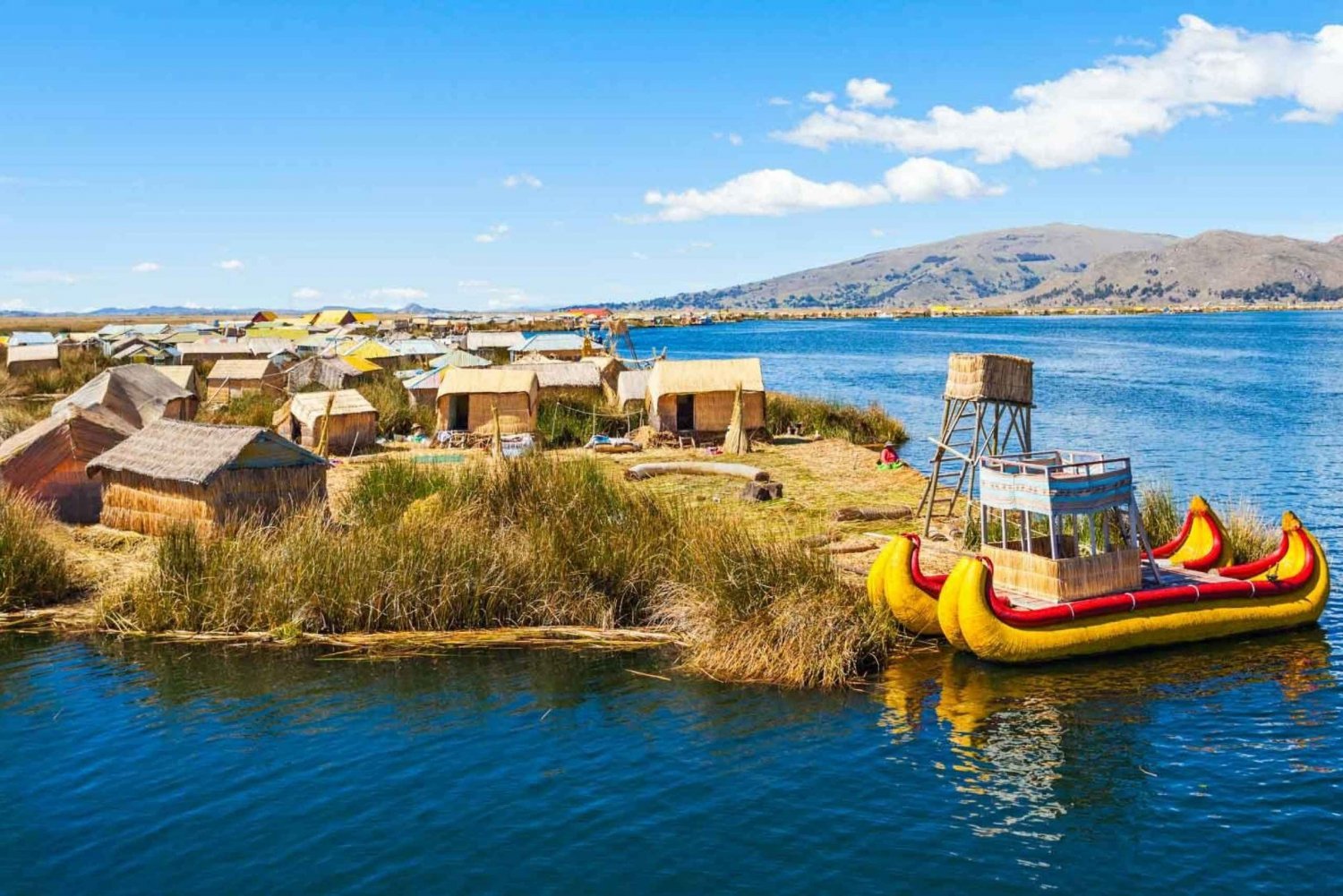 From Puno: 2-day Tour Uros, Amantani and Taquile + Meal