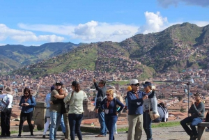 Train from Aguas Calientes to Cusco