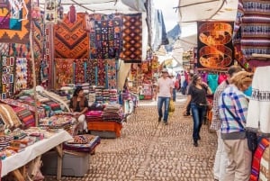 Besuche Pisac von Cusco aus: Privater Transport