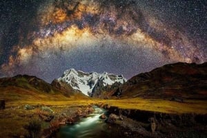 Besøg på planetariet i Cusco: Observation i teleskoper