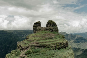 Wakrapucara - Inca Fortress Hike