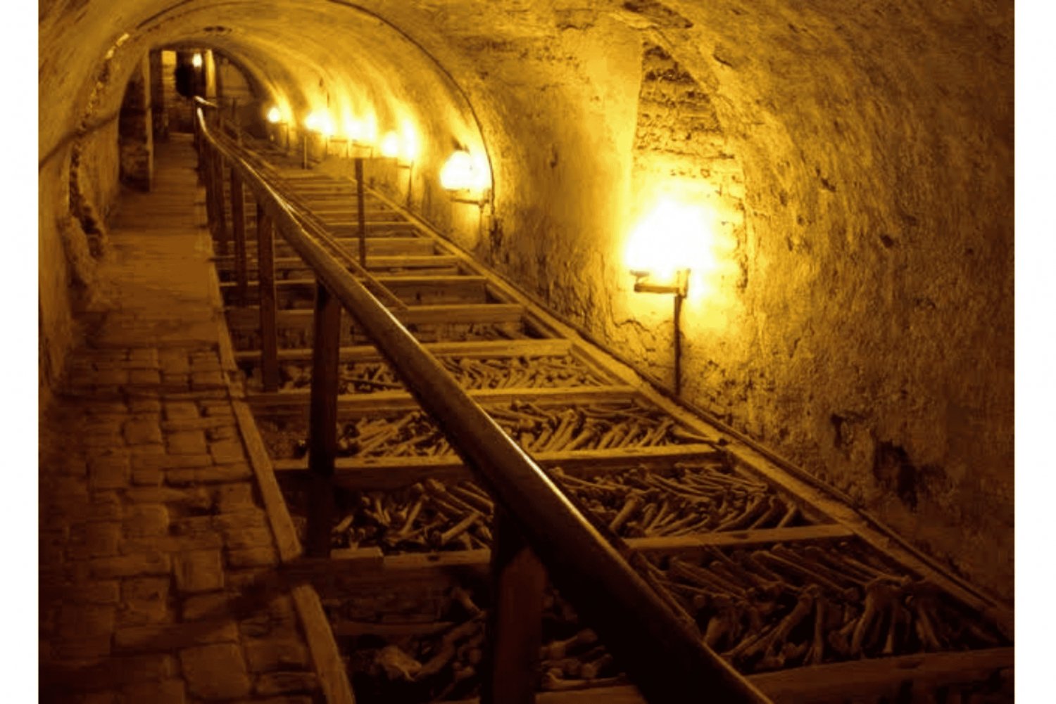LIMA WALKING TOUR FROM MIRAFLORES, DOWNTOWN LIMA, CATACUMBAS, CHURROS, WINERY + BUS
