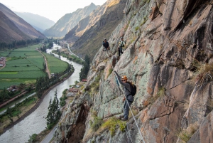 Demi-journée de tyrolienne depuis Cusco.