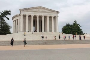 NYC: ナイアガラの滝、トロント、フィラデルフィア、ワシントン D.C. 5 日間ツアー