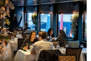 Philadelphia: Juleaftensmiddagscruise