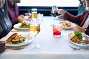 Filadelfia: Crociera con brunch o cena gourmet alla vigilia di Natale