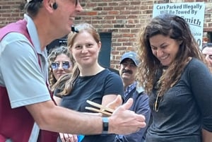 Philadelphia: Comedy Magic Walking Tour mit einem Guide