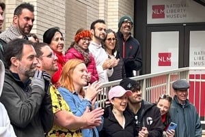 Philadelphia: Comedy Magic Walking Tour mit einem Guide