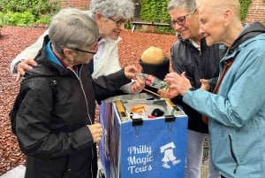 Philadelphia: Comedy Magic Walking Tour mit einem Guide