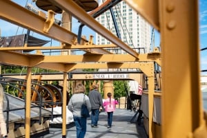 Philadelphia: Independence Seaport Museum en USS Olympia