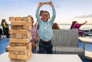 Philadelphia: Thanksgiving Early Dinner Cruise