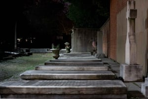 Philly Ghosts Boos and Booze Haunted Pub Crawl