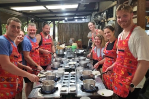 Krabi: Autentyczna tajska lekcja gotowania z posiłkiem