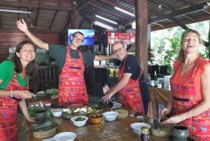 Krabi: Corso di cucina tailandese autentica con pasto