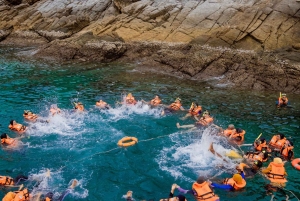 Tour en bateau de l'île de Corail et de l'île de Racha