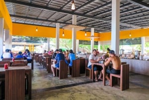 Phuket: Excursión de un día a la Isla del Coral en lancha rápida