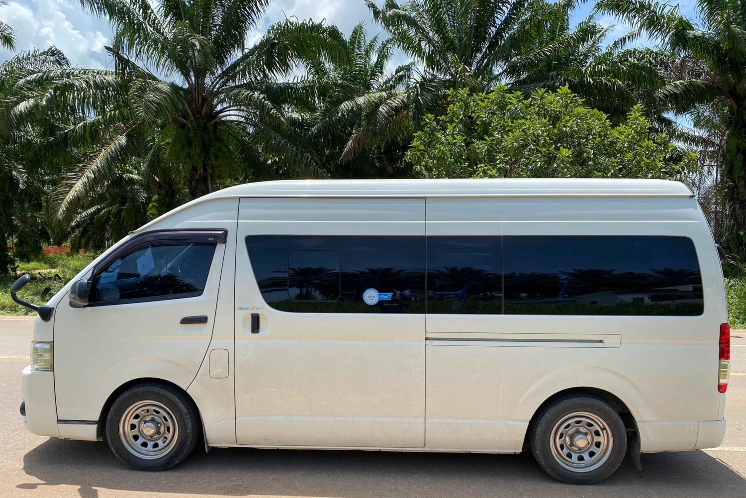 Von Ao Nang (Krabi): Privater Patong (Phuket) Transfer