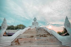 Fra Khao Lak: Phuket Big Buddha og helgemarkedet i Naka