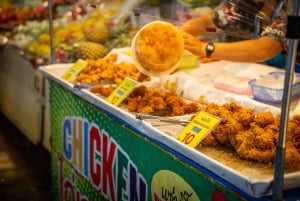 De Khao Lak: O Grande Buda de Phuket e o Mercado de Fim de Semana de Naka