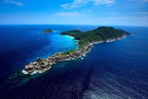 Von Khao Lak & Phuket: Ausflug zu den Similan Inseln mit dem Schnellboot