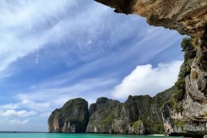 피피에서 출발: 스노클링이 포함된 마야 베이 반나절 롱테일 보트