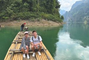 Z Phuket 2-dniowa wycieczka z przewodnikiem po jeziorze Cheow Lan z atrakcjami
