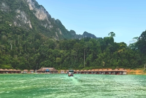 Z Phuket 2-dniowa wycieczka z przewodnikiem po jeziorze Cheow Lan z atrakcjami