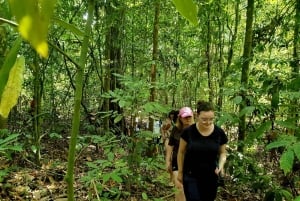 푸켓 출발: 푸타완에서의 점심 식사와 함께 초우란 호수 탐험