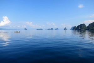 Ab Phuket: Ganztägige Bootsfahrt in der Bucht von Phang Nga