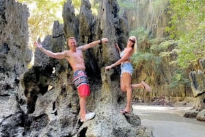 A partir de Phuket: Excursão de lancha rápida à Ilha James Bond e canoagem