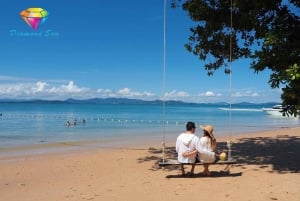 A partir de Phuket: Excursão de lancha rápida à Ilha James Bond e canoagem