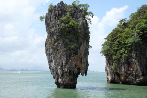 A partir de Phuket: Excursão de lancha rápida à Ilha James Bond e canoagem