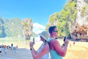 A partir de Phuket: Excursão de lancha rápida à Ilha James Bond e canoagem