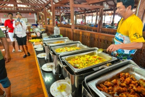 Vanuit Phuket: James Bond & Phang Nga Bay Tour per Longtail