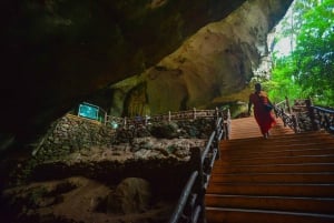 Vanuit Phuket: James Bond & Phang Nga Bay Tour per Longtail