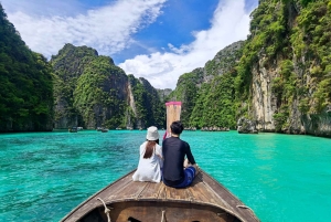 プーケット発：クラビ行き送迎とピピ島ロングテールボートツアー